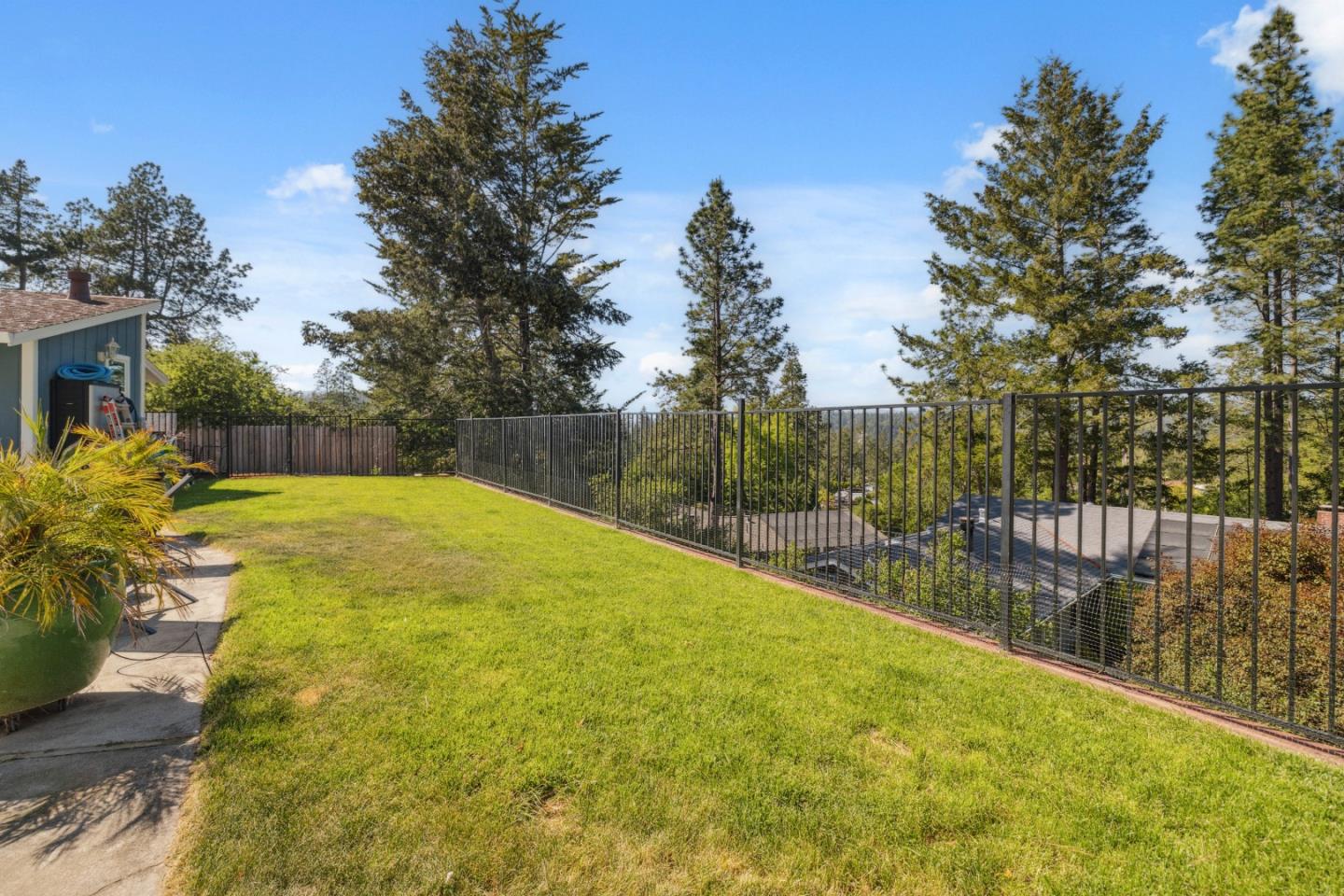 Detail Gallery Image 71 of 93 For 112 Alto Sol Ct, Scotts Valley,  CA 95066 - 4 Beds | 3 Baths