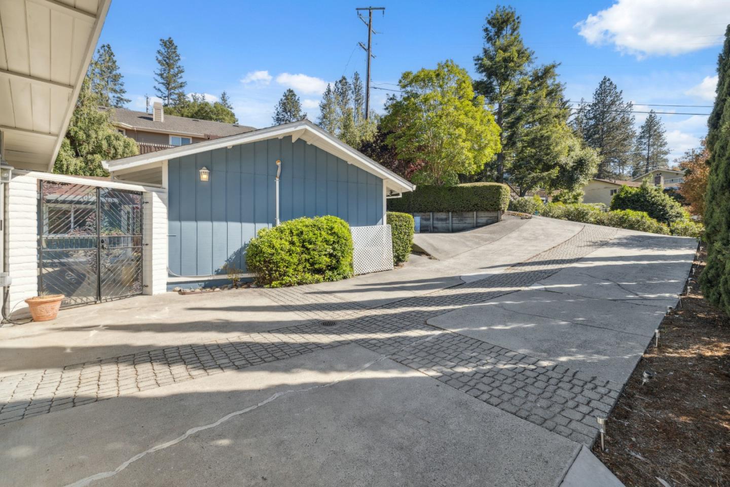 Detail Gallery Image 74 of 93 For 112 Alto Sol Ct, Scotts Valley,  CA 95066 - 4 Beds | 3 Baths