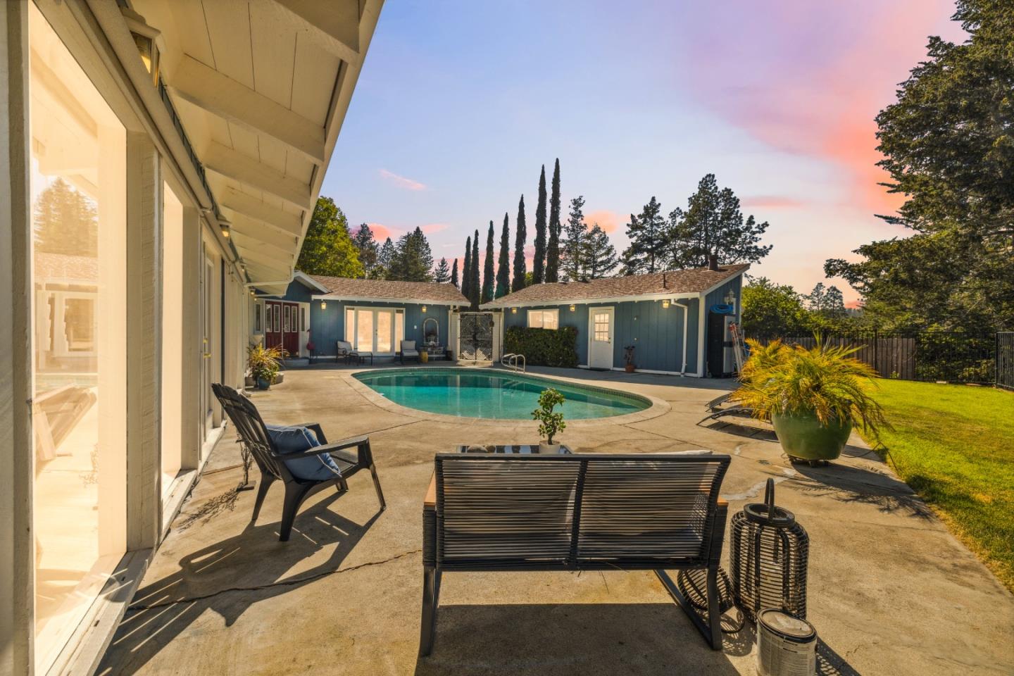 Detail Gallery Image 81 of 93 For 112 Alto Sol Ct, Scotts Valley,  CA 95066 - 4 Beds | 3 Baths