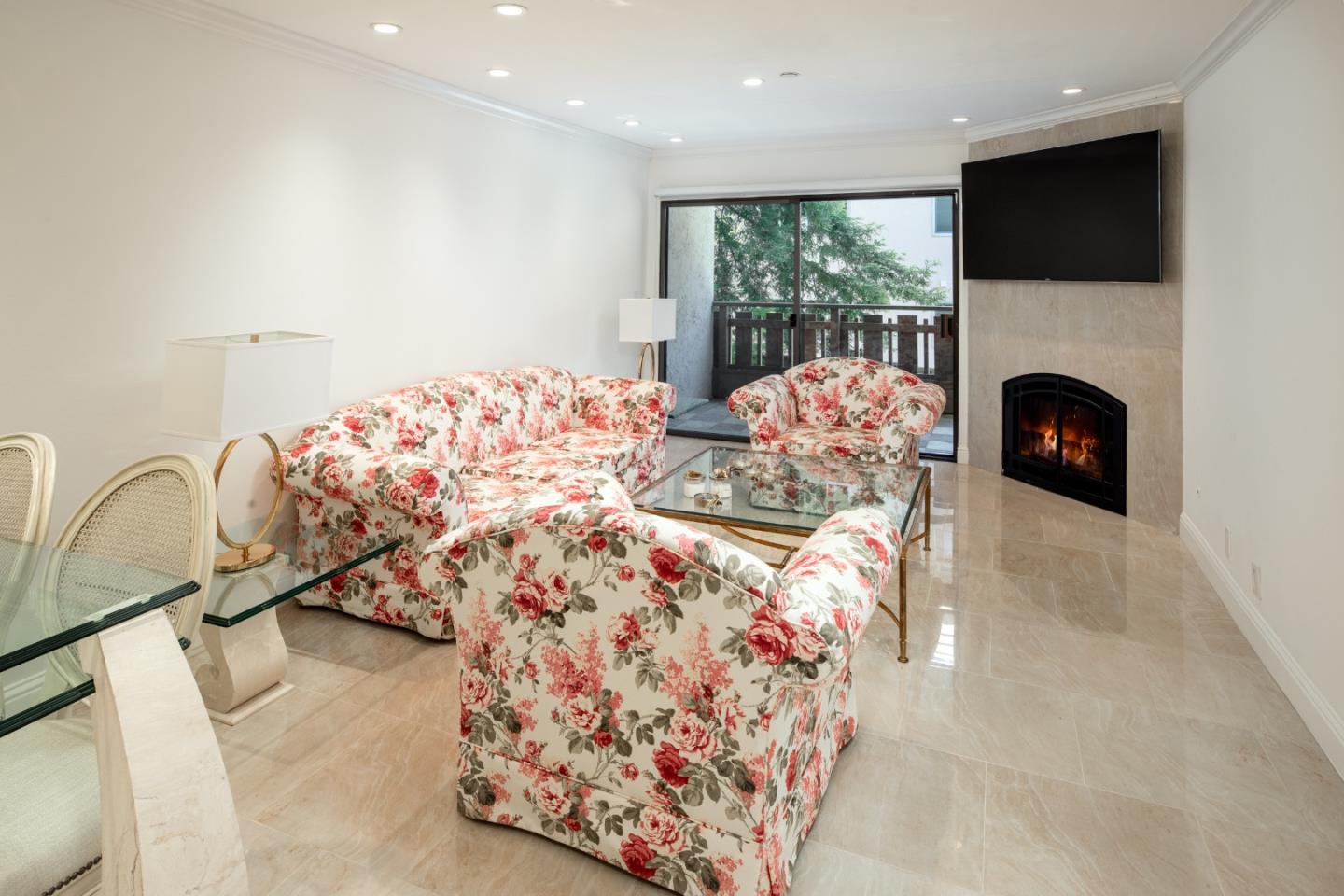 Detail Gallery Image 6 of 15 For 101 2nd St #2,  Los Altos,  CA 94022 - 1 Beds | 1 Baths