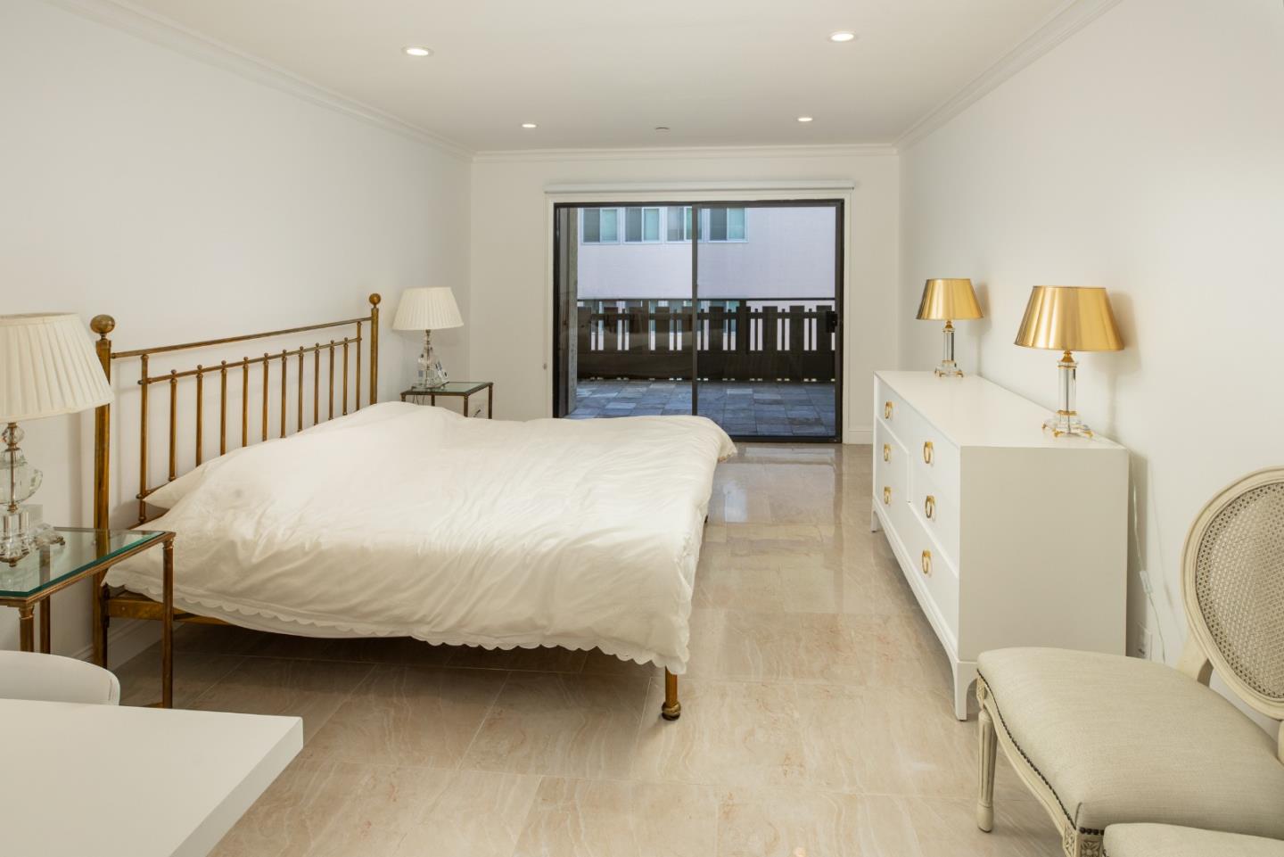 Detail Gallery Image 8 of 15 For 101 2nd St #2,  Los Altos,  CA 94022 - 1 Beds | 1 Baths