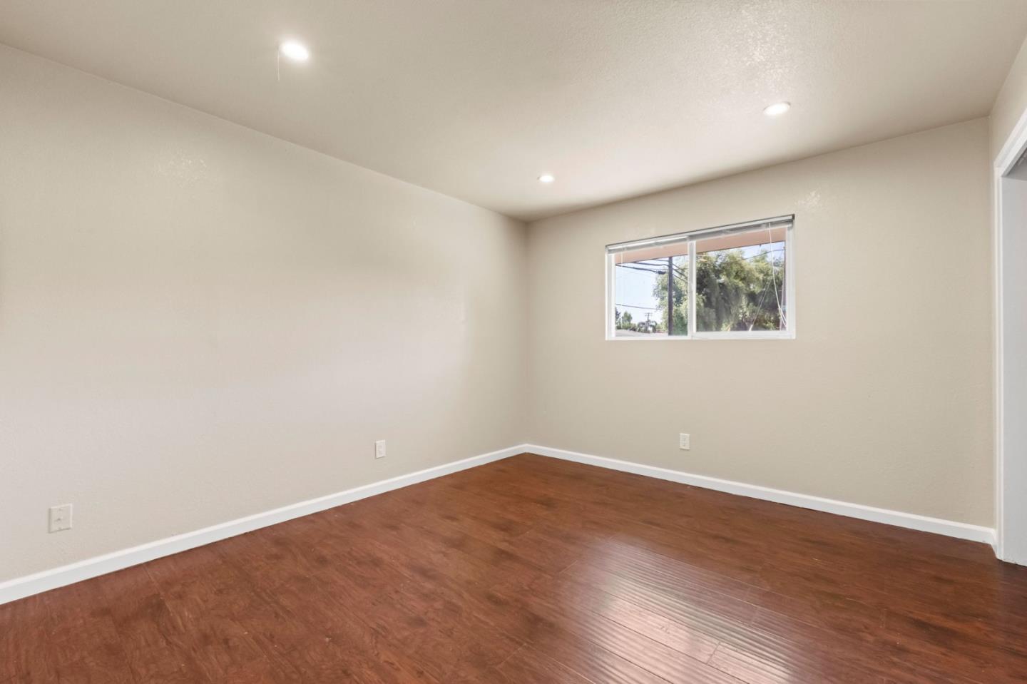 Detail Gallery Image 12 of 51 For 1301 Carver Rd, Modesto,  CA 95350 - – Beds | – Baths