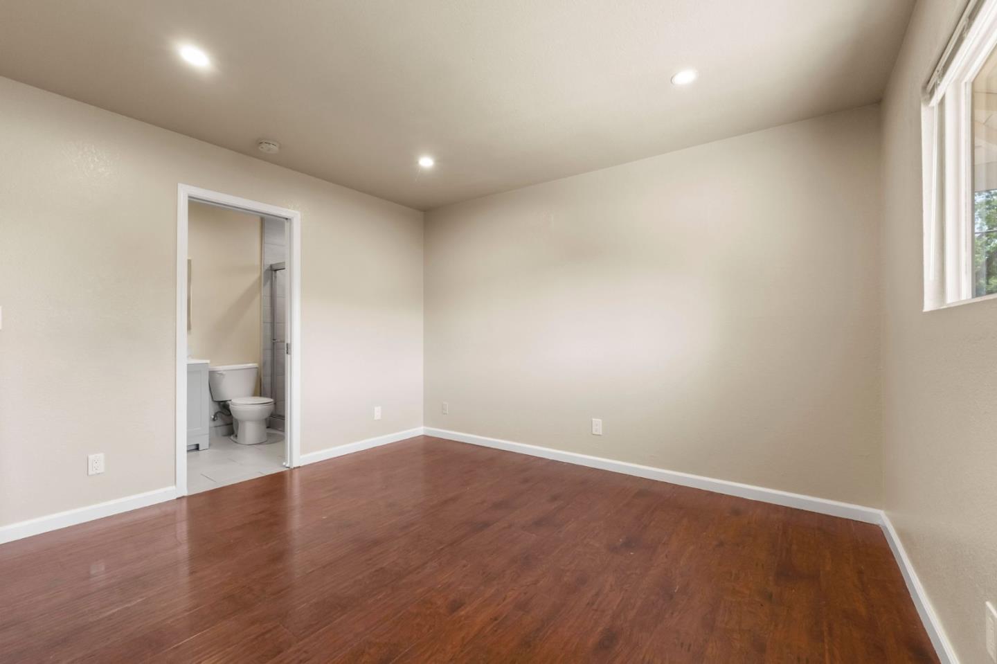 Detail Gallery Image 13 of 51 For 1301 Carver Rd, Modesto,  CA 95350 - – Beds | – Baths
