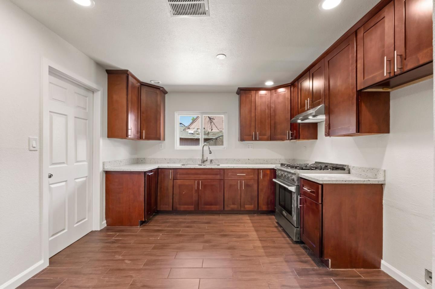 Detail Gallery Image 26 of 51 For 1301 Carver Rd, Modesto,  CA 95350 - – Beds | – Baths