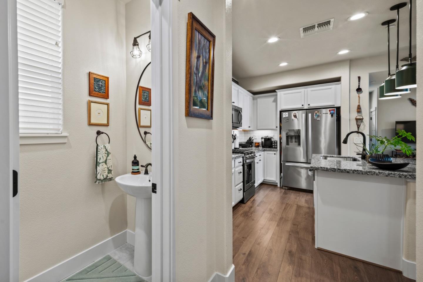Detail Gallery Image 15 of 41 For 18938 Kilpatrick Ln, East Garrison,  CA 93933 - 3 Beds | 2/1 Baths