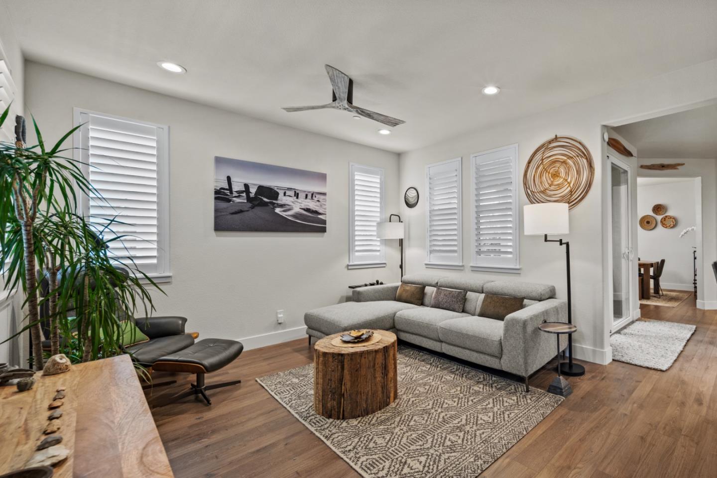 Detail Gallery Image 5 of 41 For 18938 Kilpatrick Ln, East Garrison,  CA 93933 - 3 Beds | 2/1 Baths