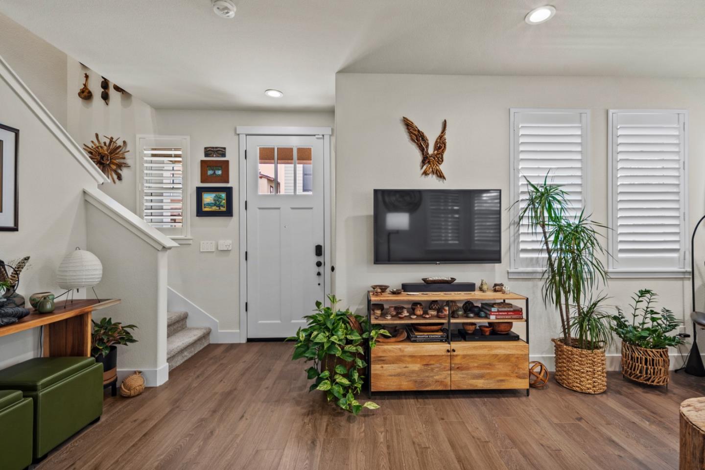 Detail Gallery Image 7 of 41 For 18938 Kilpatrick Ln, East Garrison,  CA 93933 - 3 Beds | 2/1 Baths