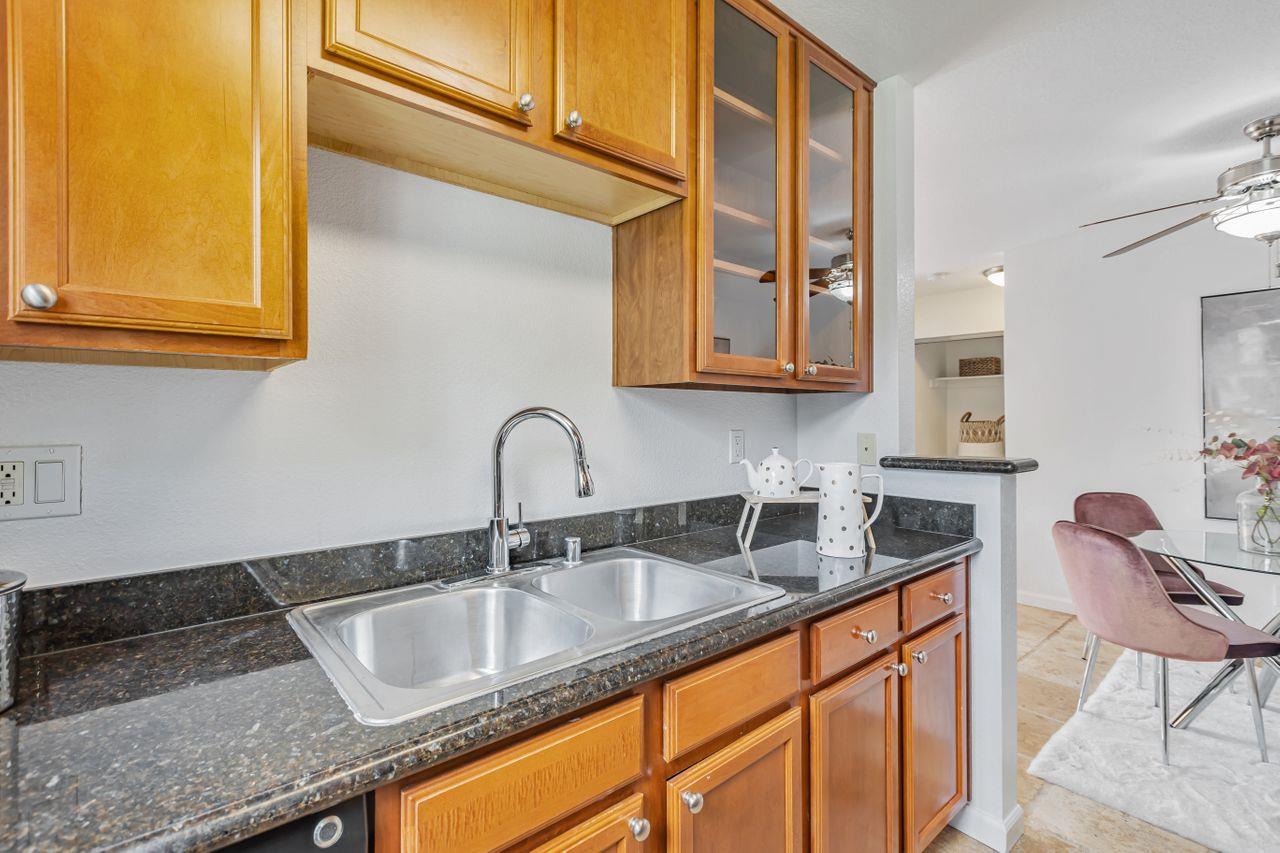 Detail Gallery Image 13 of 43 For 1114 Yarwood Ct, San Jose,  CA 95128 - 1 Beds | 1 Baths