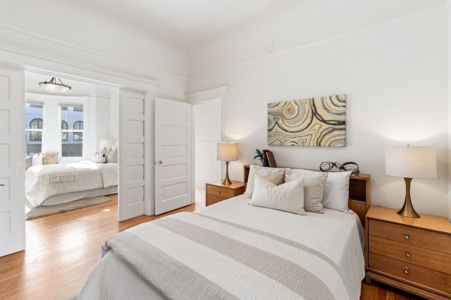 Detail Gallery Image 12 of 74 For 1750-1752 Leavenworth St, San Francisco,  CA 94109 - – Beds | – Baths