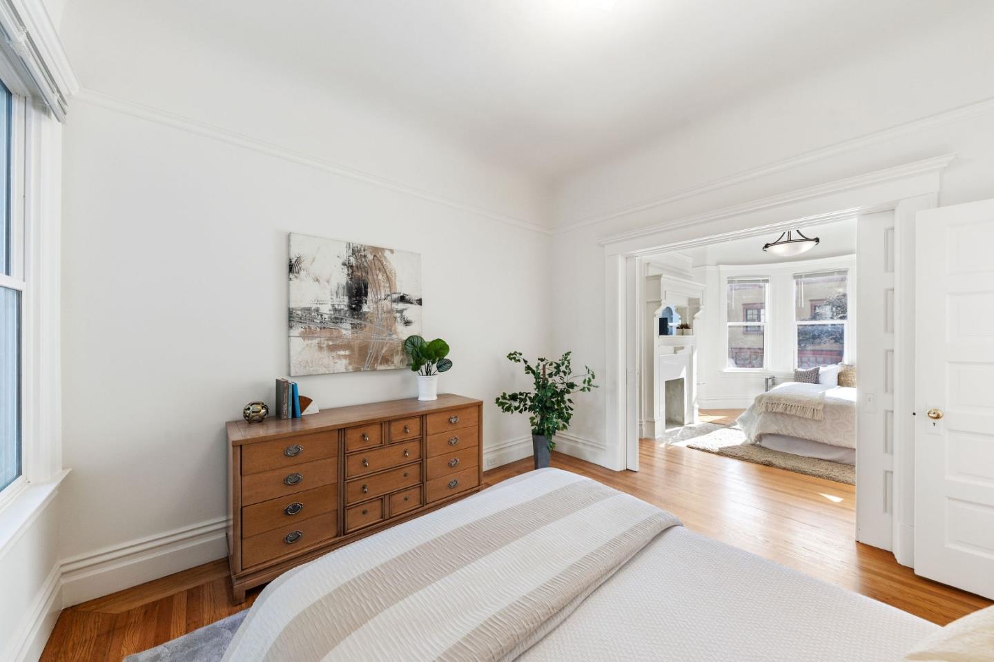 Detail Gallery Image 13 of 74 For 1750-1752 Leavenworth St, San Francisco,  CA 94109 - – Beds | – Baths