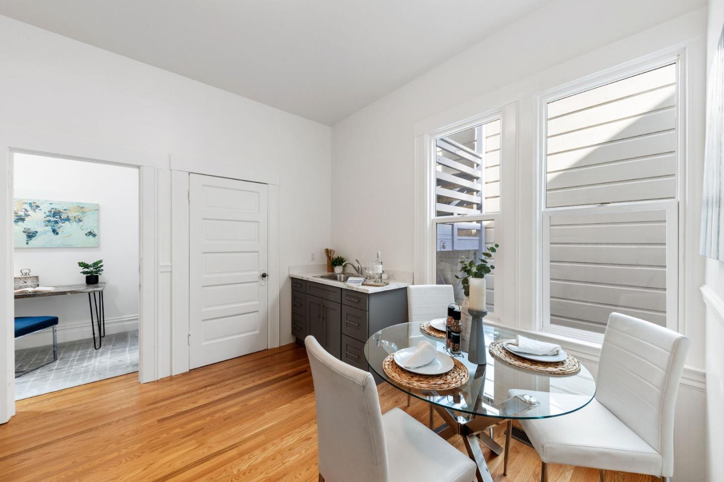 Detail Gallery Image 18 of 74 For 1750-1752 Leavenworth St, San Francisco,  CA 94109 - – Beds | – Baths