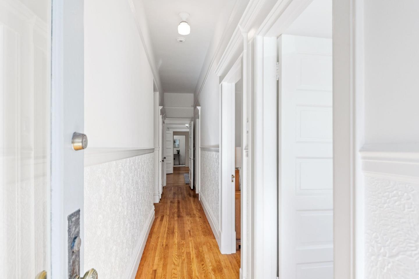 Detail Gallery Image 26 of 74 For 1750-1752 Leavenworth St, San Francisco,  CA 94109 - – Beds | – Baths