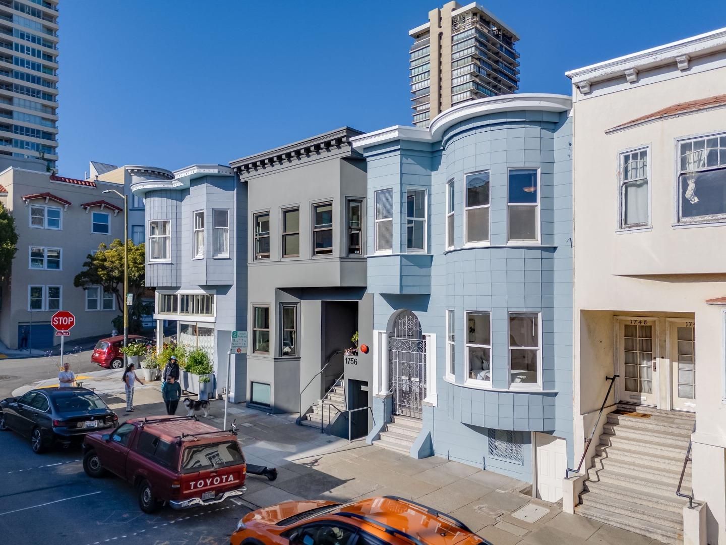 Detail Gallery Image 3 of 74 For 1750-1752 Leavenworth St, San Francisco,  CA 94109 - – Beds | – Baths