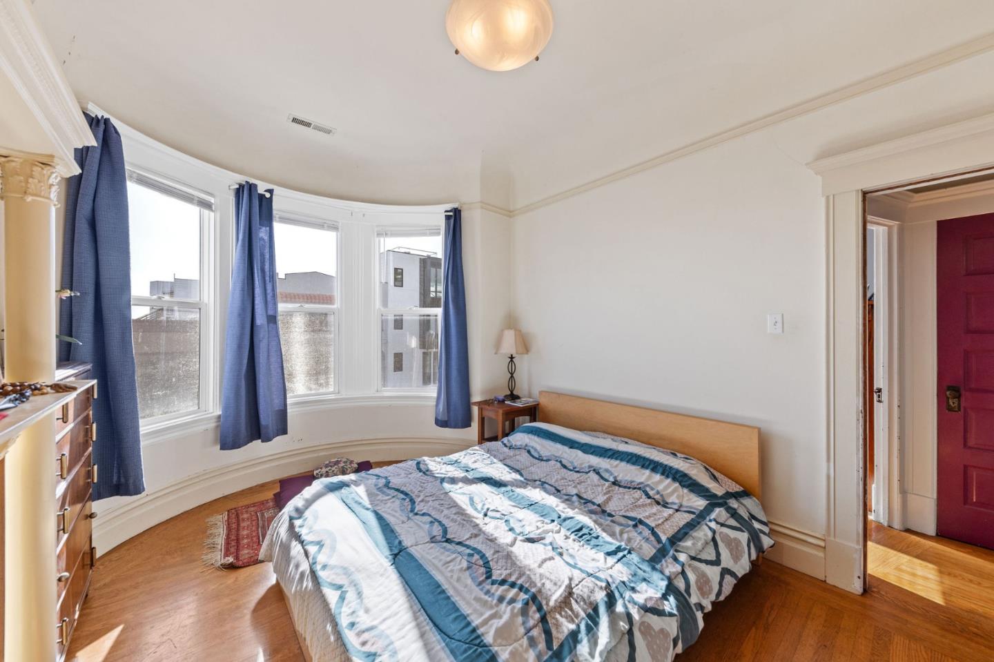 Detail Gallery Image 39 of 74 For 1750-1752 Leavenworth St, San Francisco,  CA 94109 - – Beds | – Baths