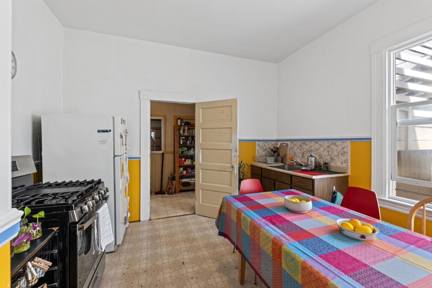 Detail Gallery Image 48 of 74 For 1750-1752 Leavenworth St, San Francisco,  CA 94109 - – Beds | – Baths