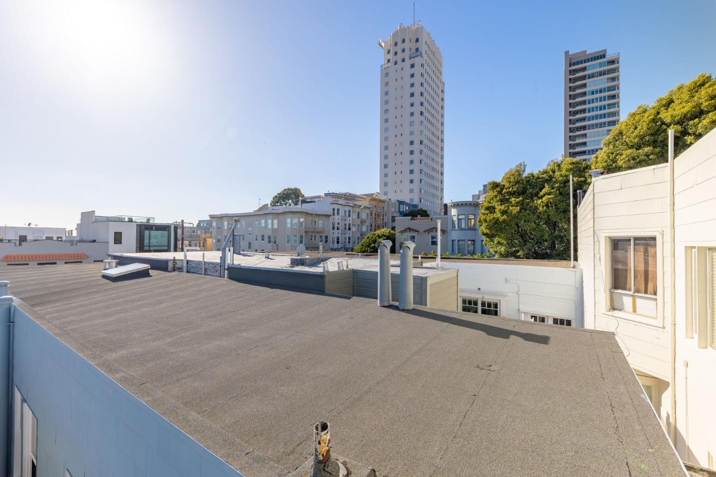 Detail Gallery Image 69 of 74 For 1750-1752 Leavenworth St, San Francisco,  CA 94109 - – Beds | – Baths