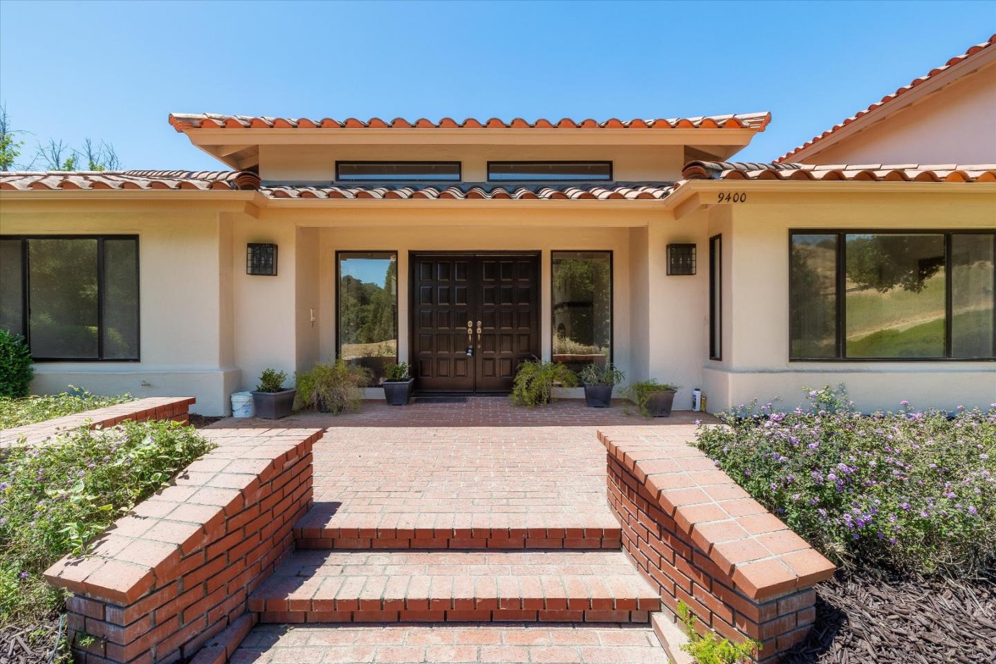 Detail Gallery Image 10 of 43 For 9400 Corriente Rd, Atascadero,  CA 93422 - 4 Beds | 3 Baths