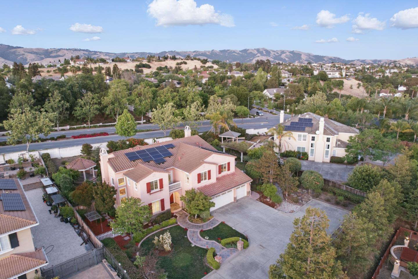 Detail Gallery Image 70 of 77 For 4769 Whitetail Ln, San Jose,  CA 95138 - 6 Beds | 3/1 Baths