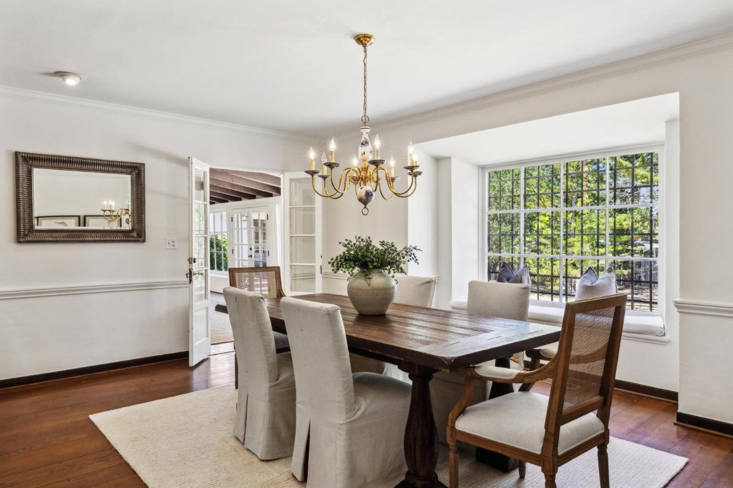 Detail Gallery Image 23 of 66 For 401 San Bernabe Dr, Monterey,  CA 93940 - 5 Beds | 5/1 Baths