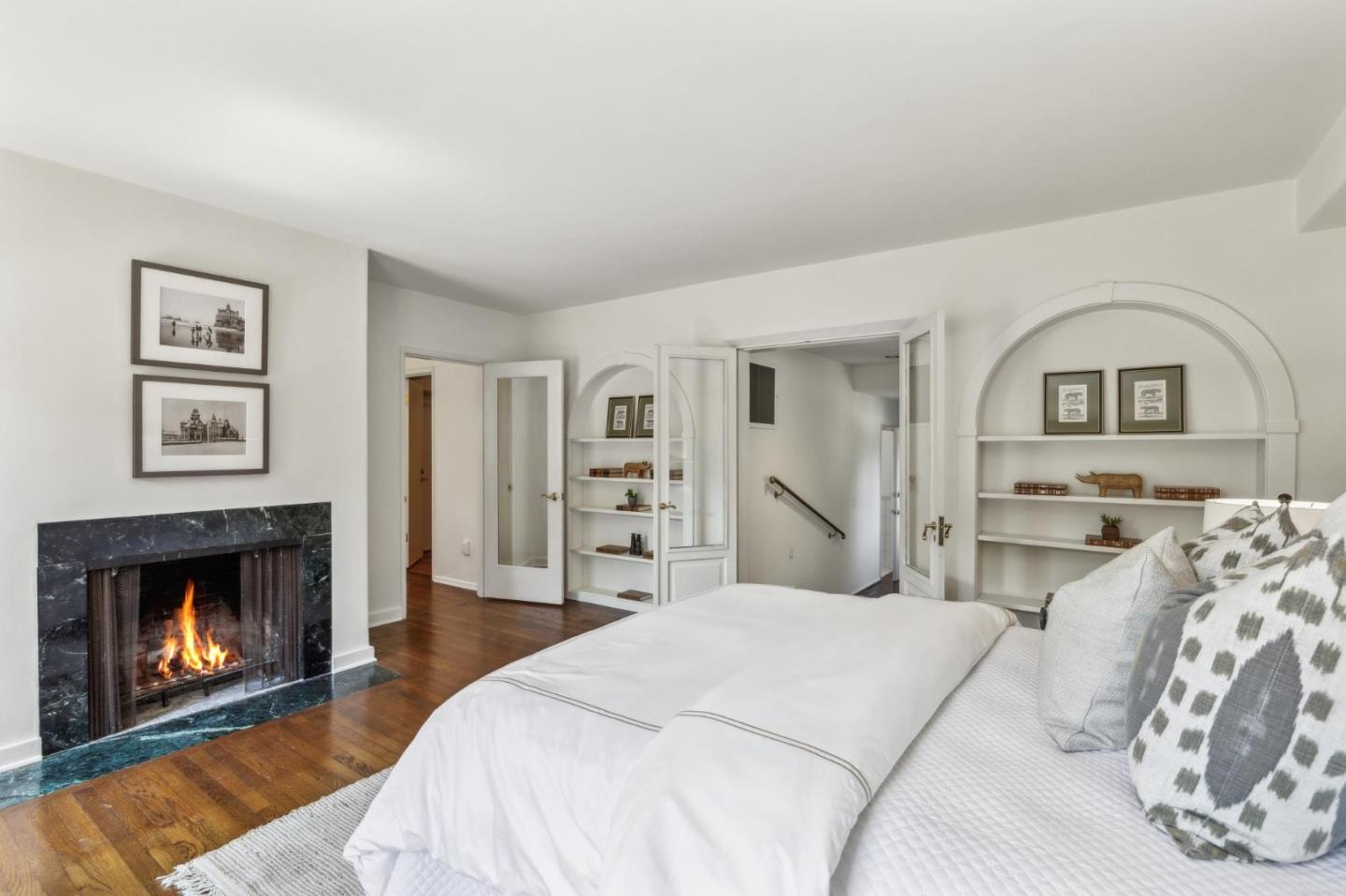 Detail Gallery Image 35 of 66 For 401 San Bernabe Dr, Monterey,  CA 93940 - 5 Beds | 5/1 Baths