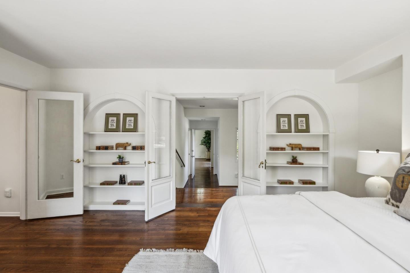 Detail Gallery Image 37 of 66 For 401 San Bernabe Dr, Monterey,  CA 93940 - 5 Beds | 5/1 Baths