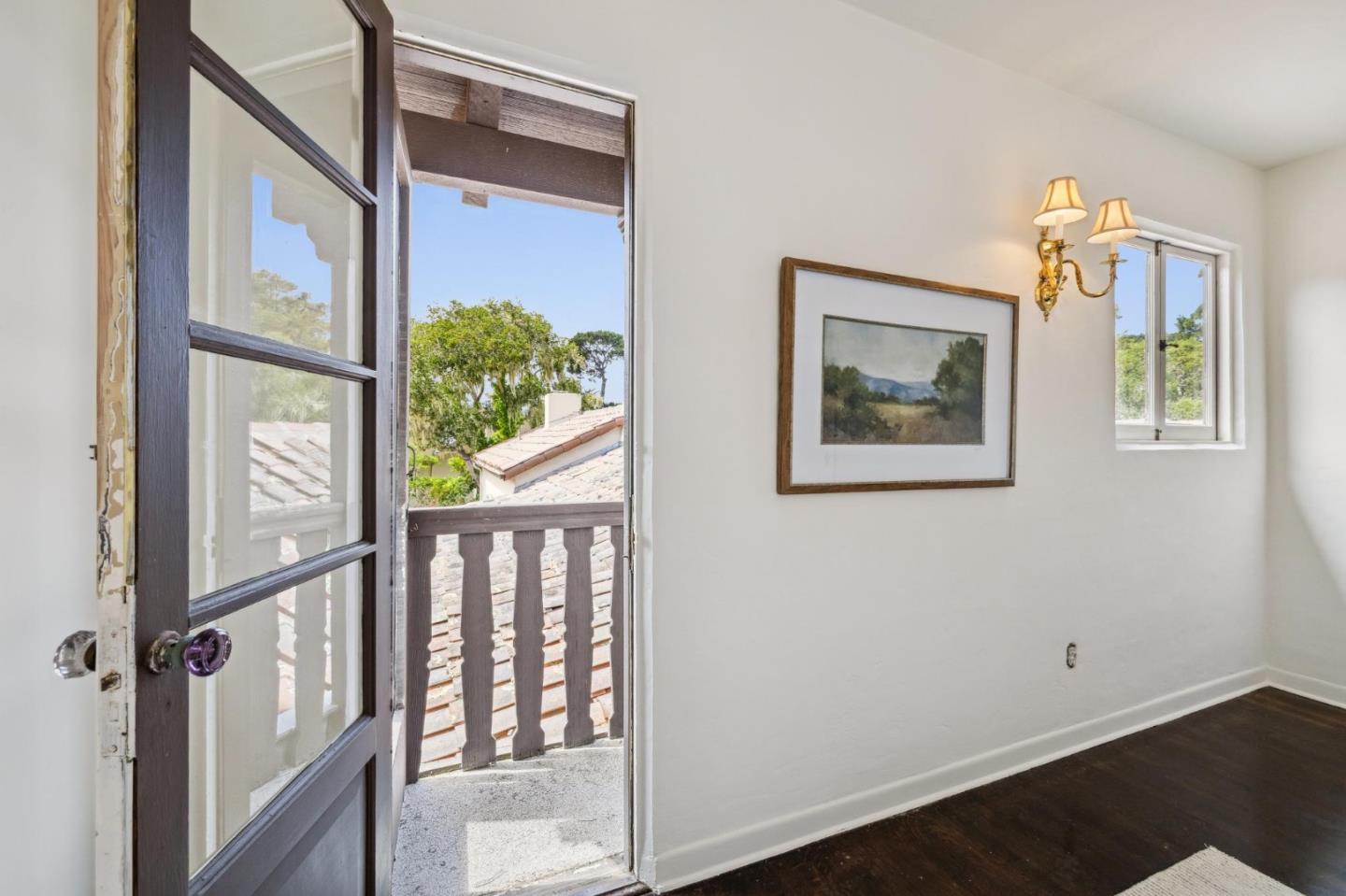 Detail Gallery Image 46 of 66 For 401 San Bernabe Dr, Monterey,  CA 93940 - 5 Beds | 5/1 Baths