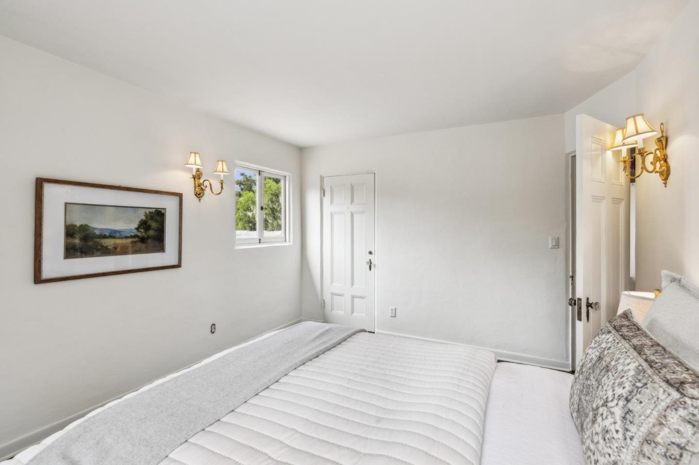 Detail Gallery Image 47 of 66 For 401 San Bernabe Dr, Monterey,  CA 93940 - 5 Beds | 5/1 Baths