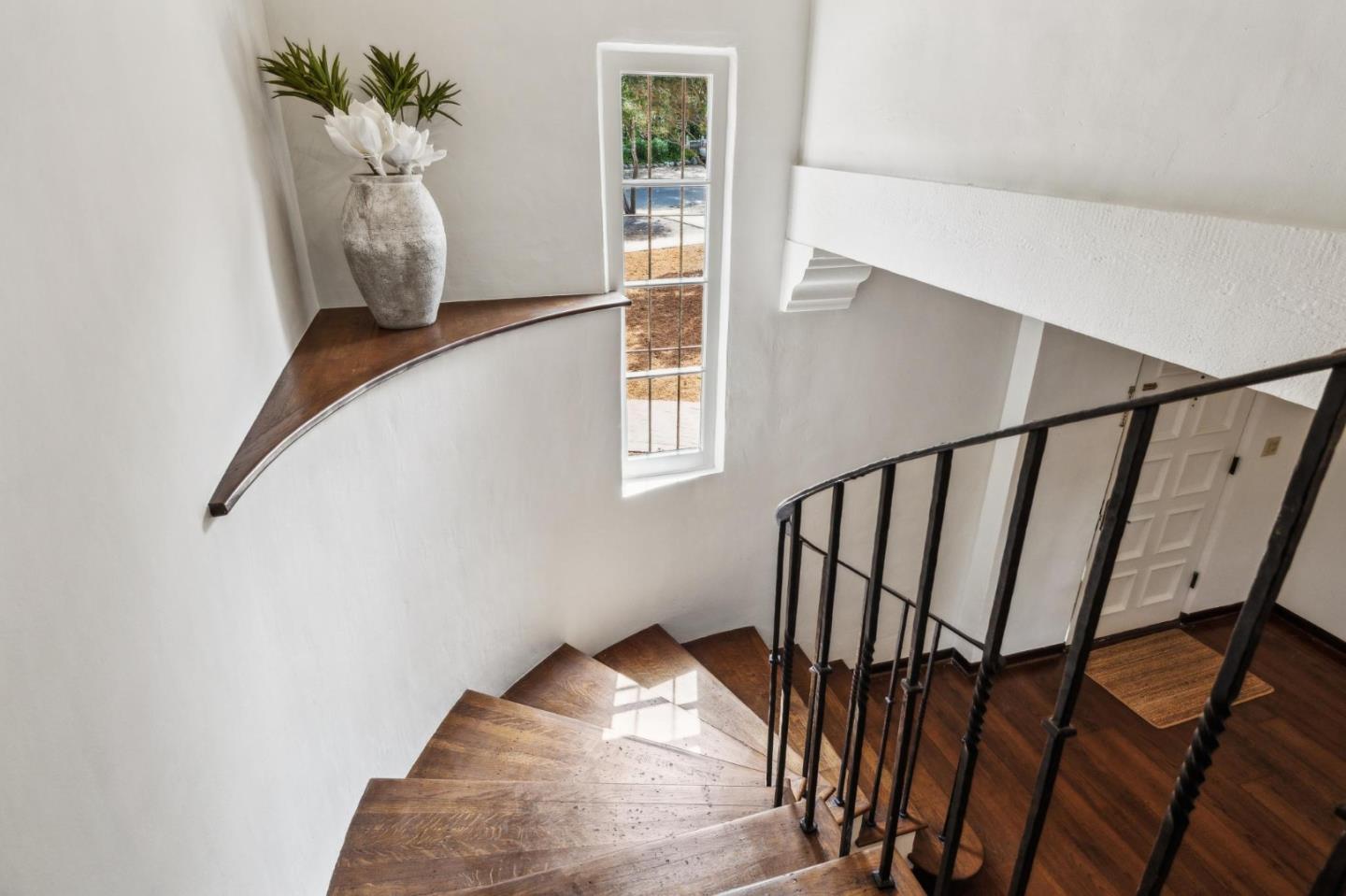 Detail Gallery Image 57 of 66 For 401 San Bernabe Dr, Monterey,  CA 93940 - 5 Beds | 5/1 Baths