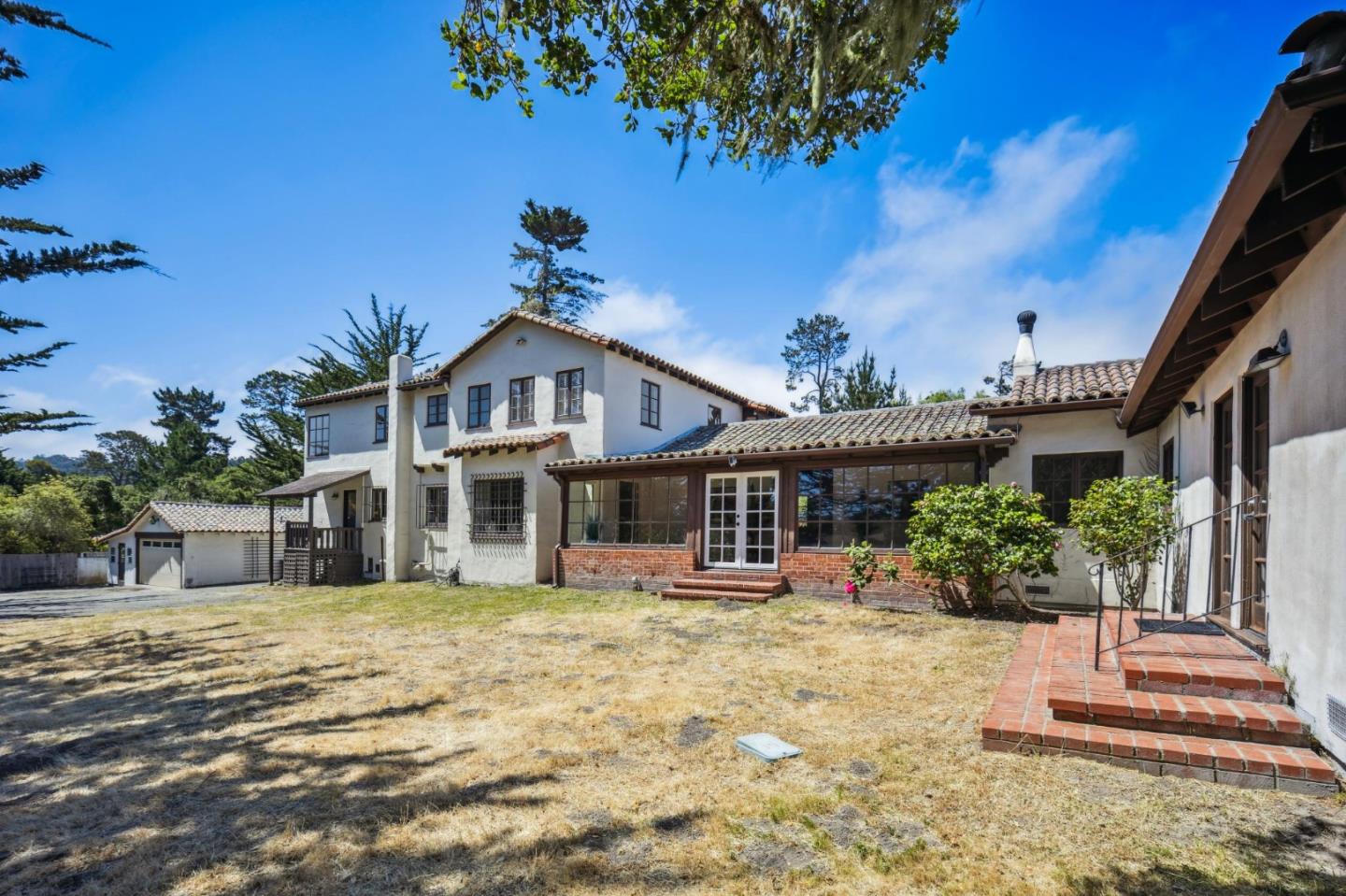 Detail Gallery Image 60 of 66 For 401 San Bernabe Dr, Monterey,  CA 93940 - 5 Beds | 5/1 Baths