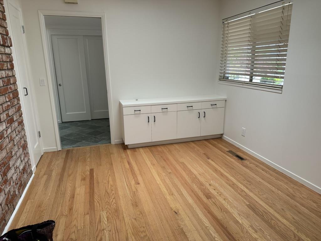 Detail Gallery Image 15 of 18 For 12689 Cambridge Dr, Saratoga,  CA 95070 - 4 Beds | 2/1 Baths