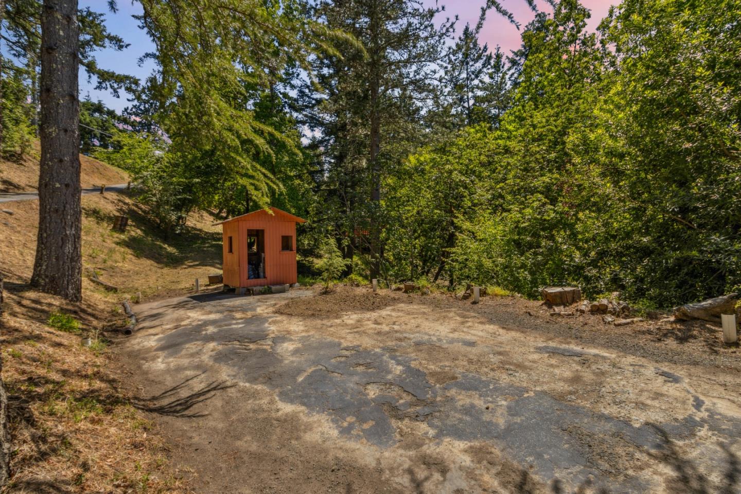 Detail Gallery Image 106 of 113 For 24895 Skyland Rd, Los Gatos,  CA 95033 - 4 Beds | 2 Baths