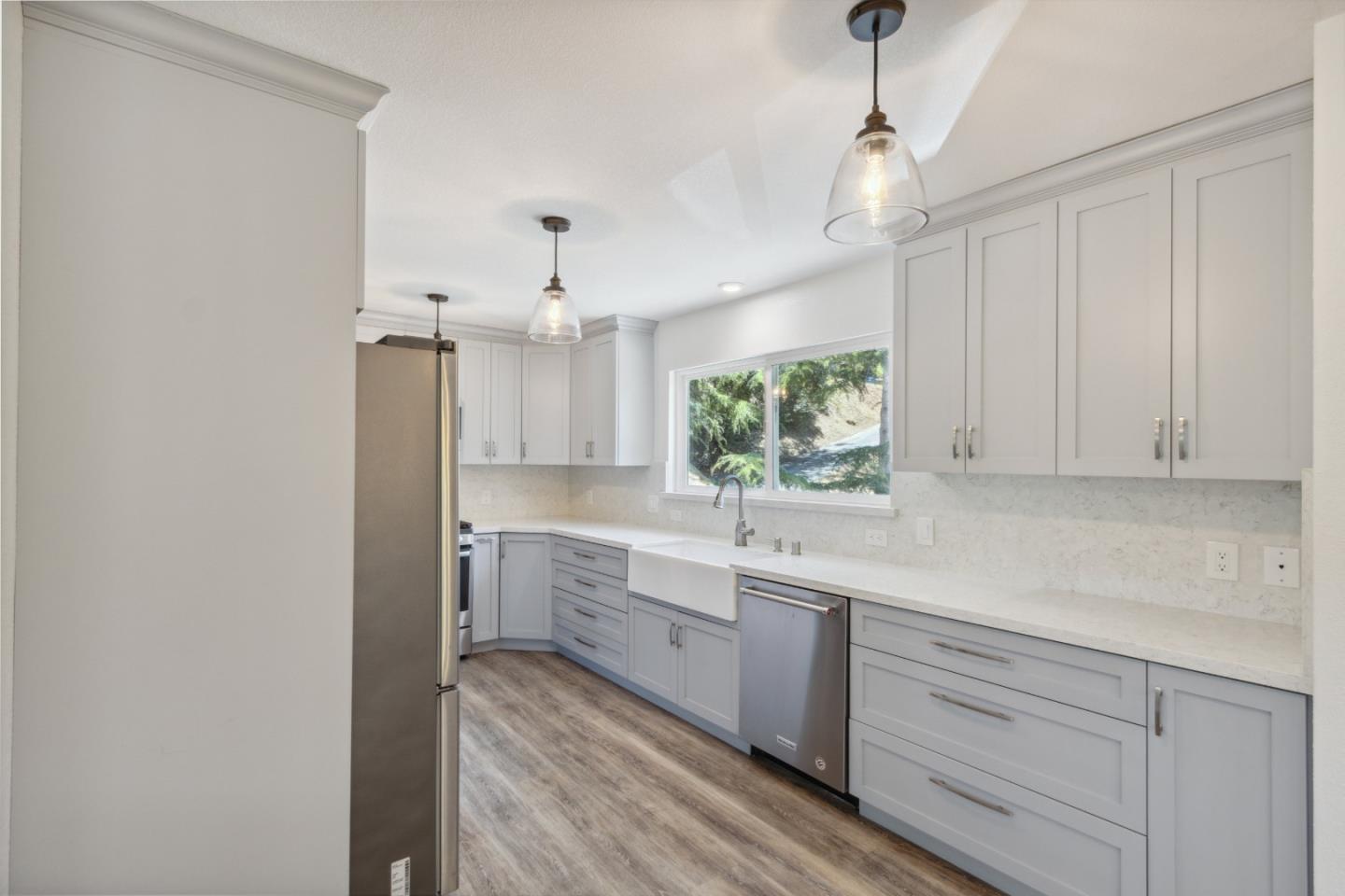 Detail Gallery Image 12 of 113 For 24895 Skyland Rd, Los Gatos,  CA 95033 - 4 Beds | 2 Baths