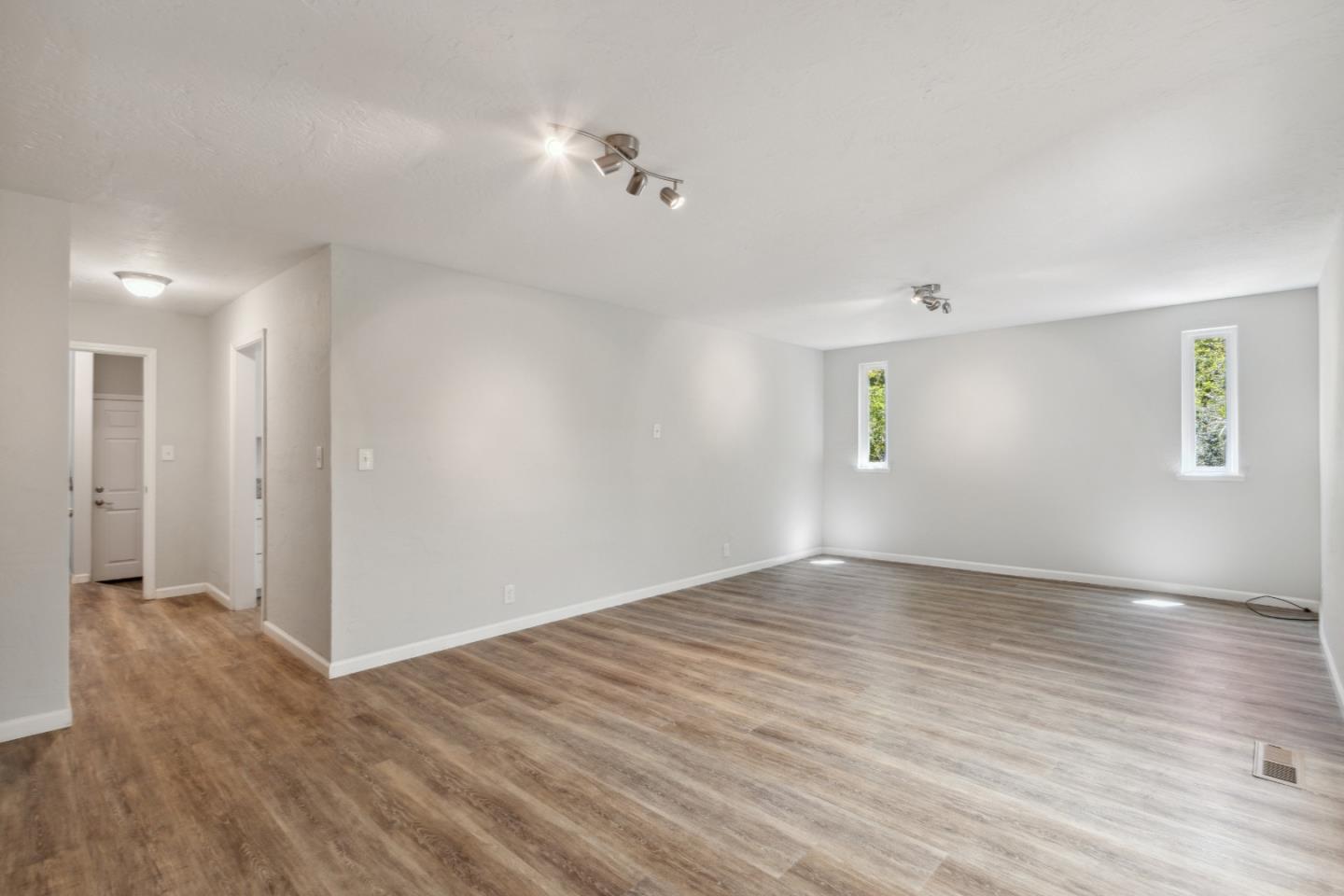 Detail Gallery Image 33 of 113 For 24895 Skyland Rd, Los Gatos,  CA 95033 - 4 Beds | 2 Baths