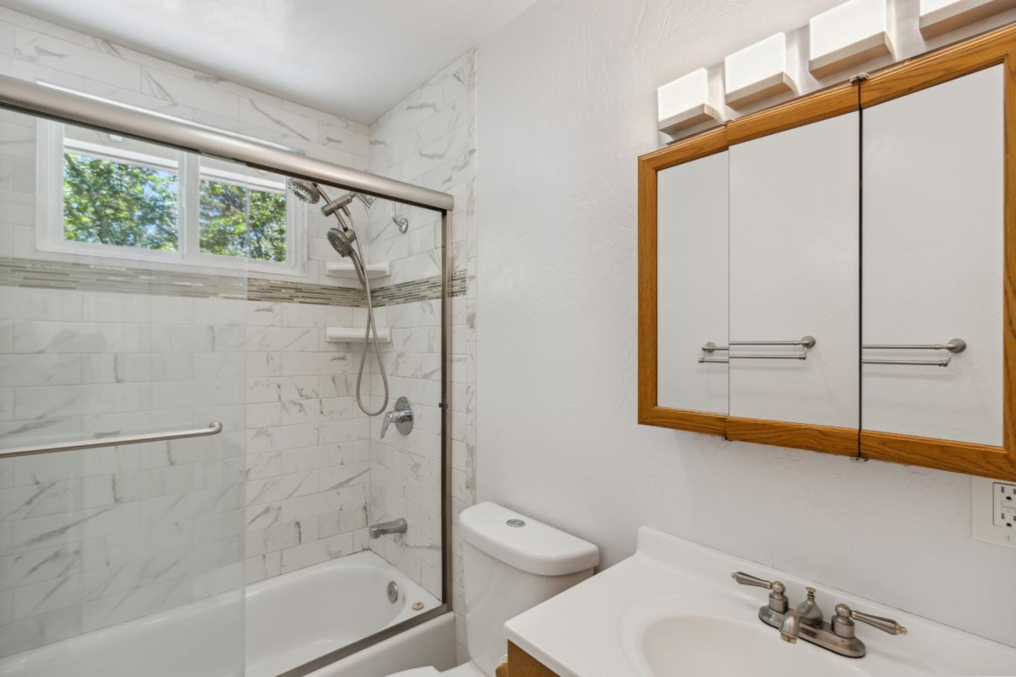 Detail Gallery Image 36 of 113 For 24895 Skyland Rd, Los Gatos,  CA 95033 - 4 Beds | 2 Baths