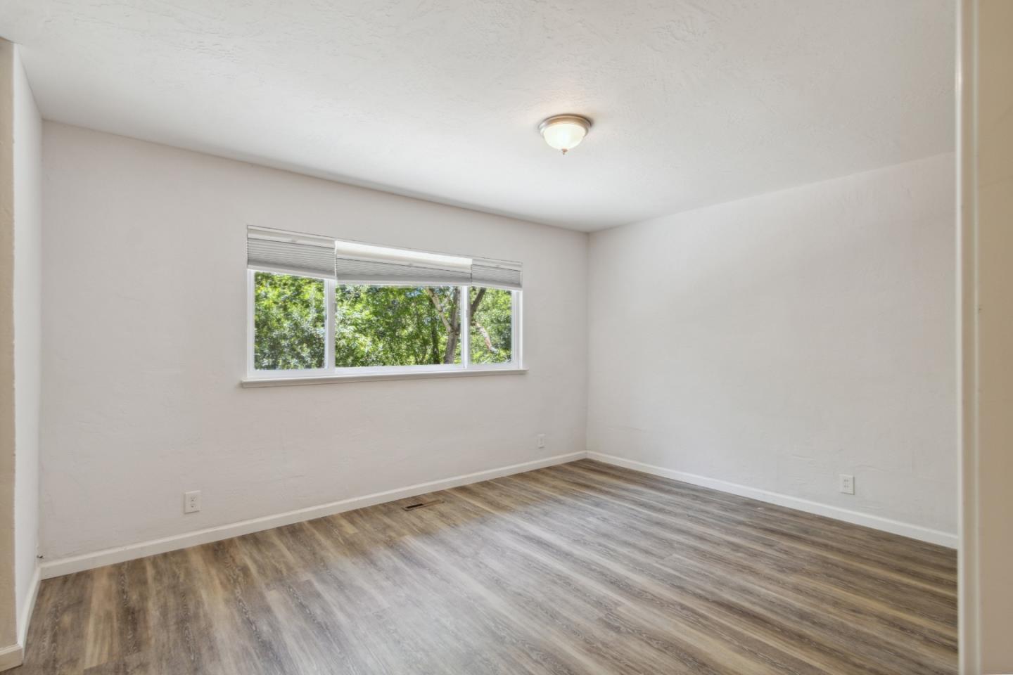 Detail Gallery Image 41 of 113 For 24895 Skyland Rd, Los Gatos,  CA 95033 - 4 Beds | 2 Baths