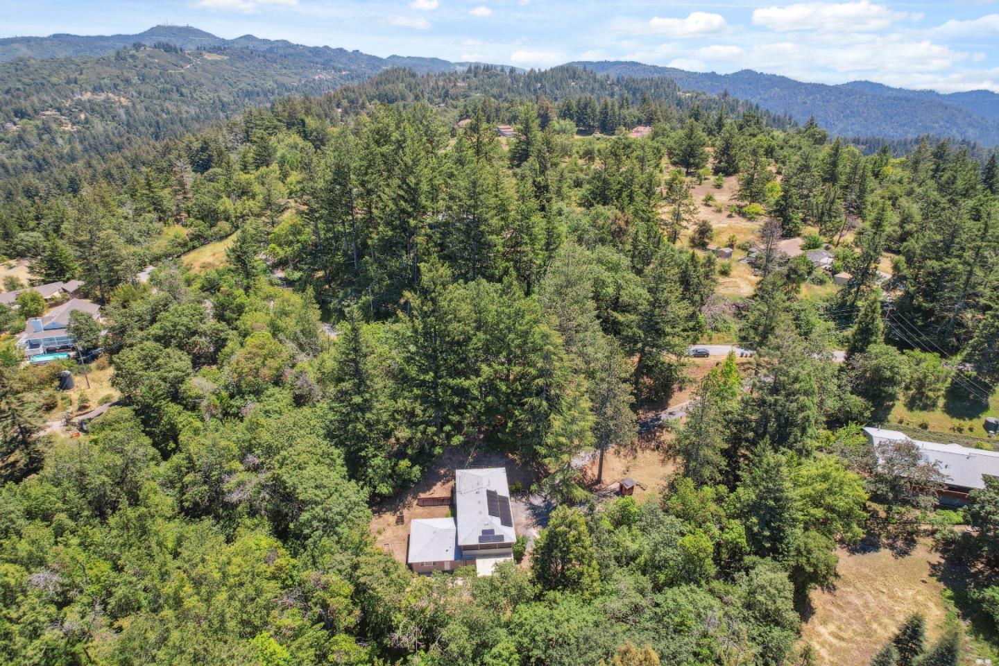 Detail Gallery Image 79 of 113 For 24895 Skyland Rd, Los Gatos,  CA 95033 - 4 Beds | 2 Baths