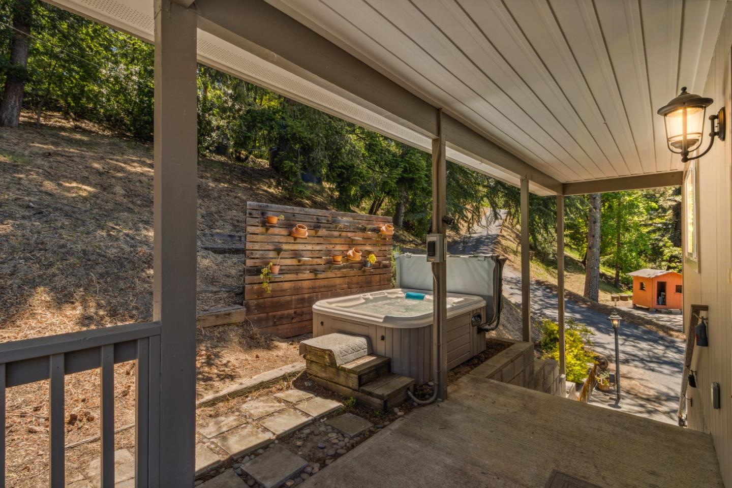 Detail Gallery Image 84 of 113 For 24895 Skyland Rd, Los Gatos,  CA 95033 - 4 Beds | 2 Baths