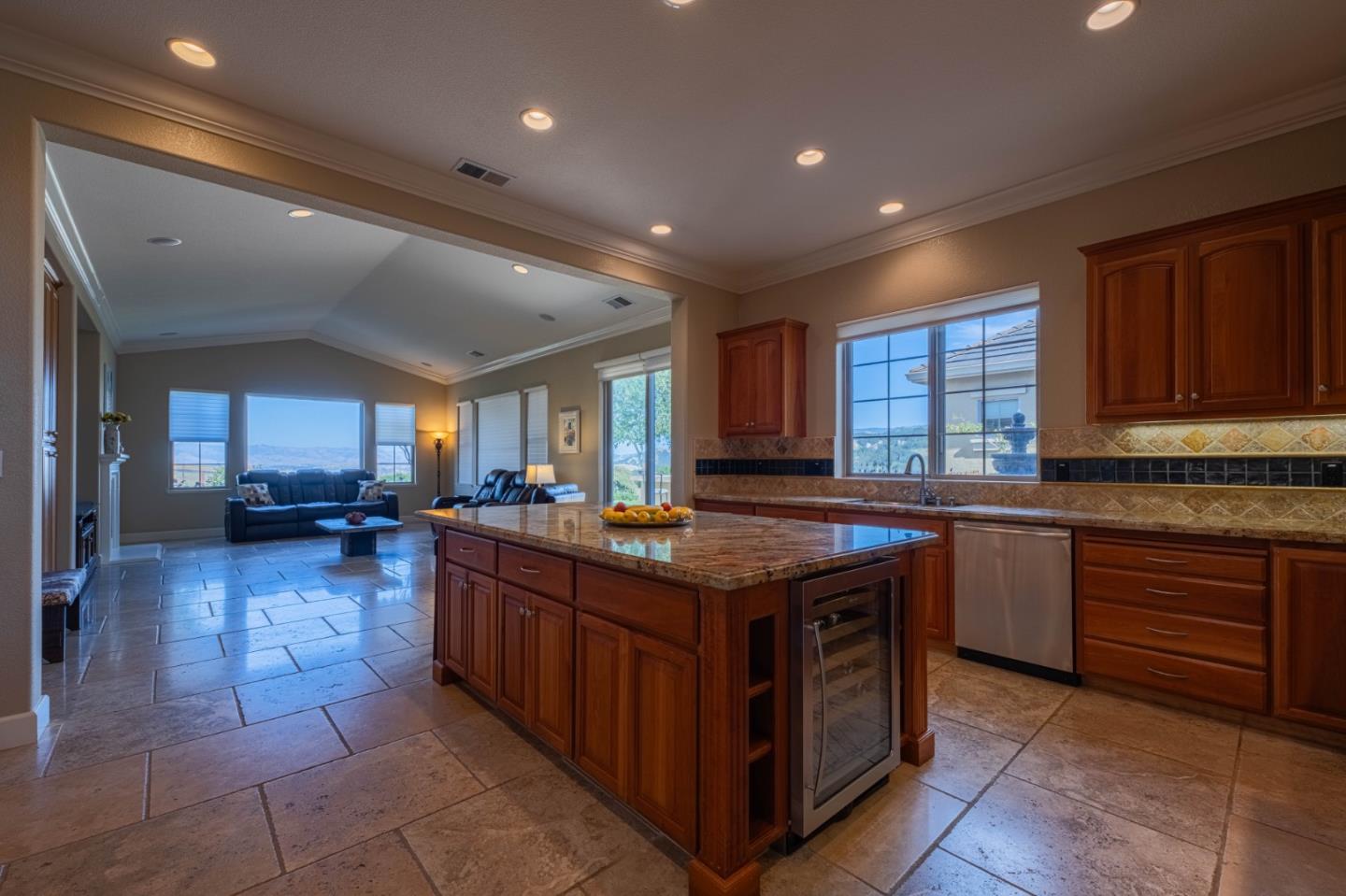Detail Gallery Image 62 of 92 For 936 Calle Cruz, San Juan Bautista,  CA 95045 - 3 Beds | 2/1 Baths