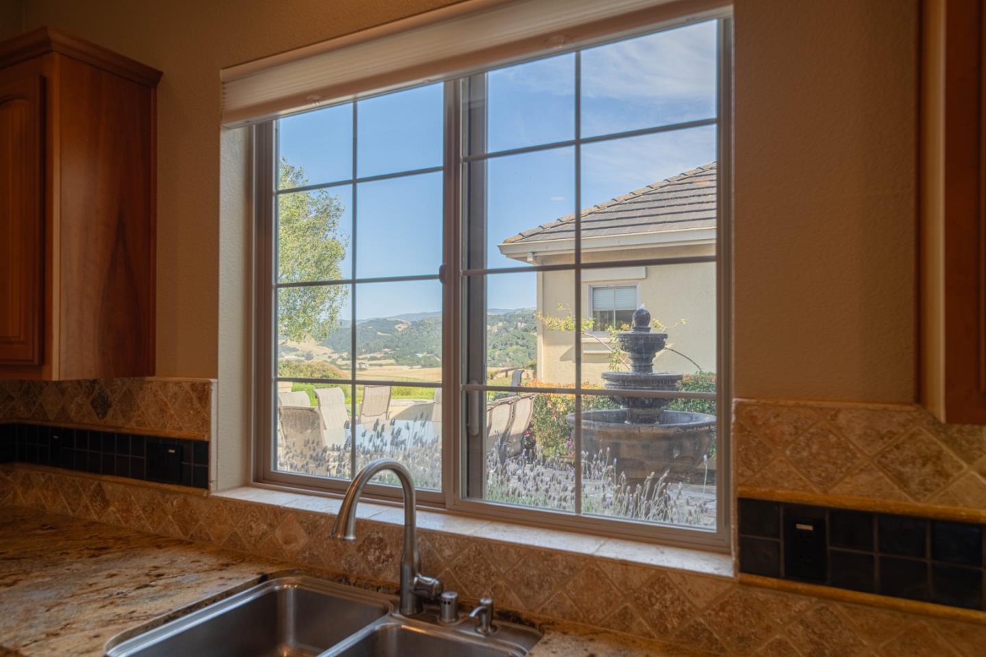 Detail Gallery Image 63 of 92 For 936 Calle Cruz, San Juan Bautista,  CA 95045 - 3 Beds | 2/1 Baths
