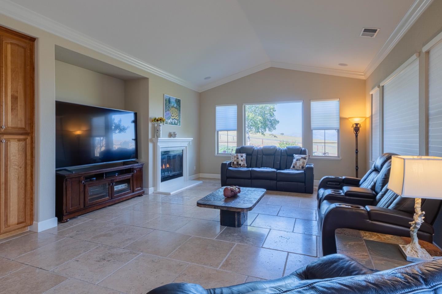 Detail Gallery Image 70 of 92 For 936 Calle Cruz, San Juan Bautista,  CA 95045 - 3 Beds | 2/1 Baths