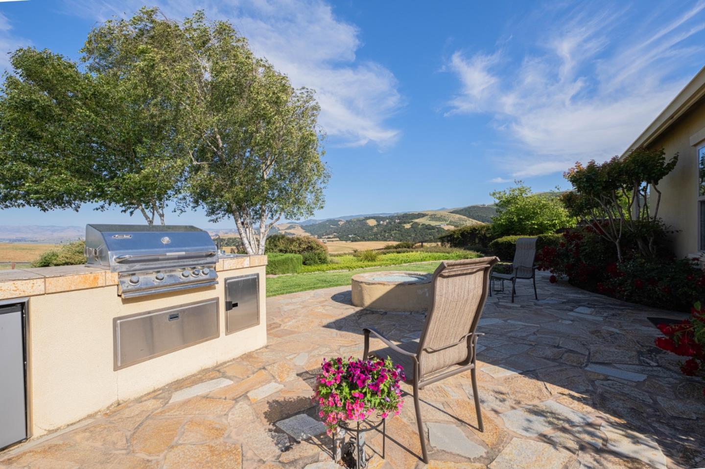 Detail Gallery Image 75 of 92 For 936 Calle Cruz, San Juan Bautista,  CA 95045 - 3 Beds | 2/1 Baths