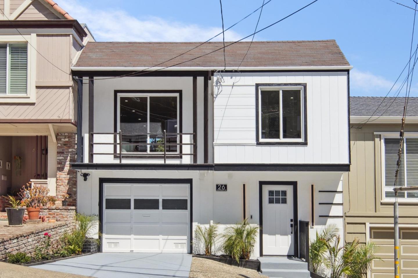Detail Gallery Image 10 of 57 For 26 Glenview Dr, San Francisco,  CA 94131 - 4 Beds | 3 Baths