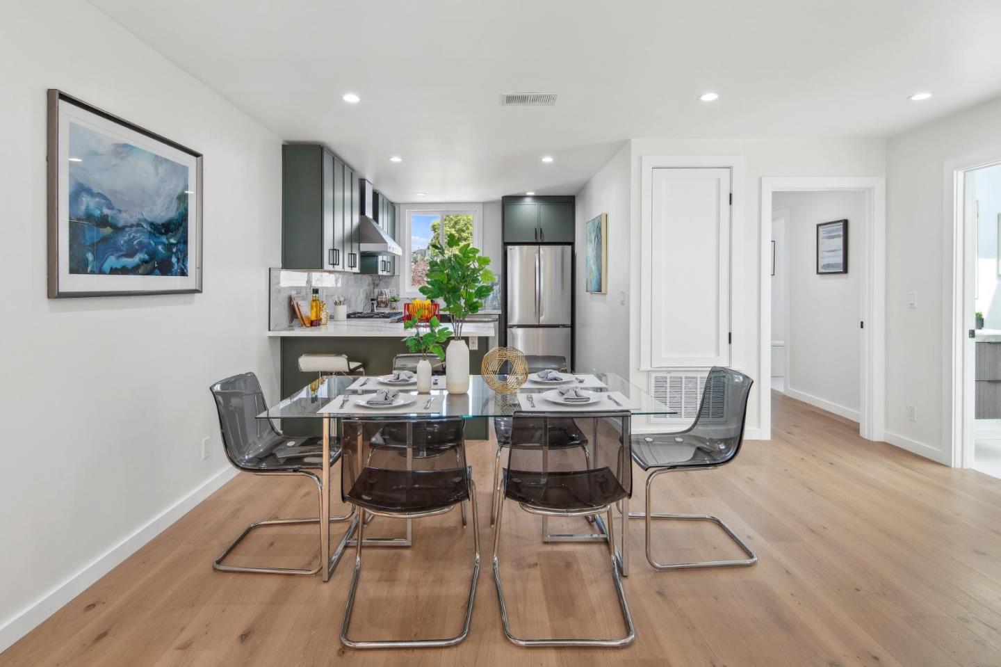 Detail Gallery Image 19 of 57 For 26 Glenview Dr, San Francisco,  CA 94131 - 4 Beds | 3 Baths
