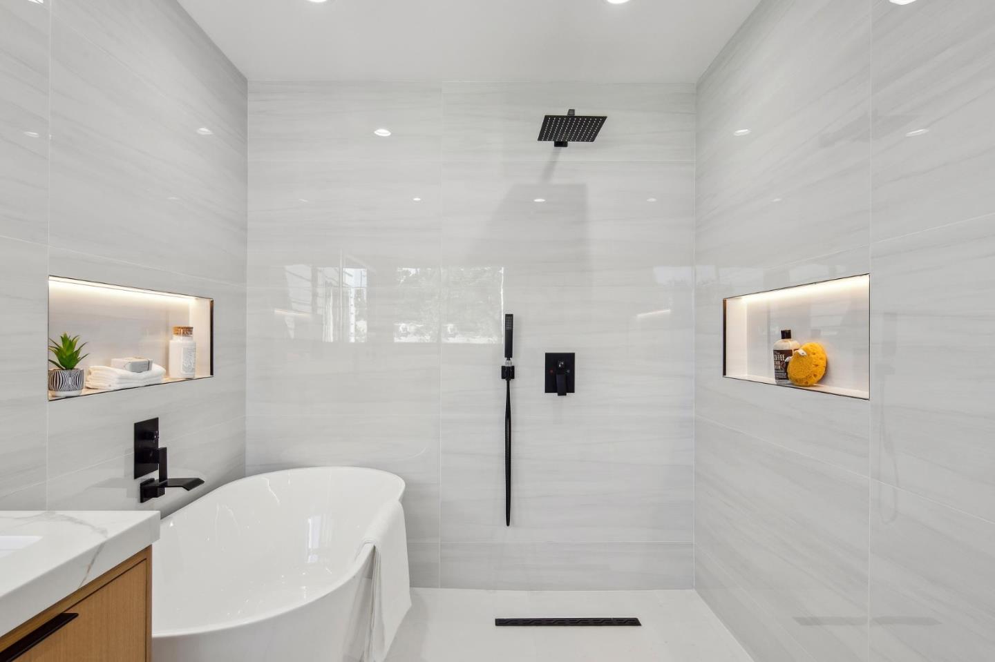 Detail Gallery Image 30 of 57 For 26 Glenview Dr, San Francisco,  CA 94131 - 4 Beds | 3 Baths