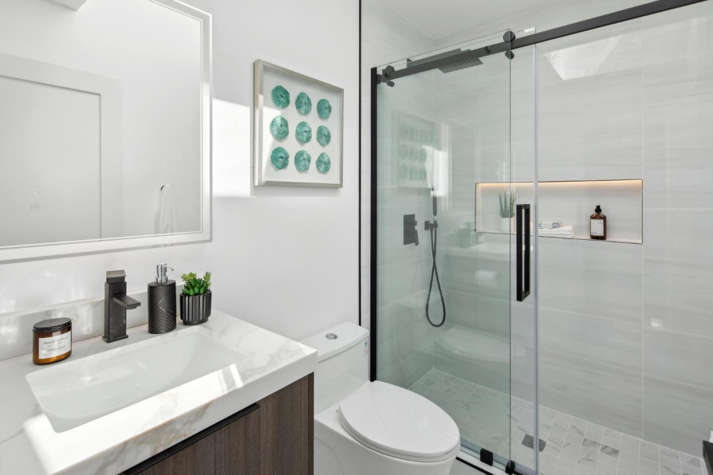 Detail Gallery Image 34 of 57 For 26 Glenview Dr, San Francisco,  CA 94131 - 4 Beds | 3 Baths