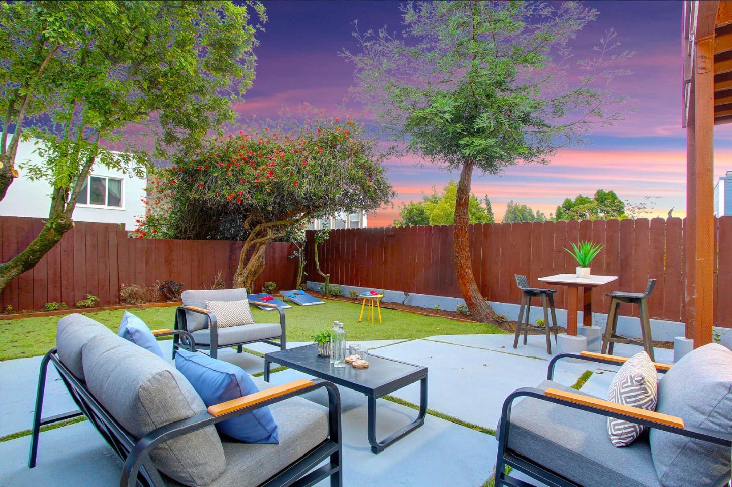 Detail Gallery Image 5 of 57 For 26 Glenview Dr, San Francisco,  CA 94131 - 4 Beds | 3 Baths