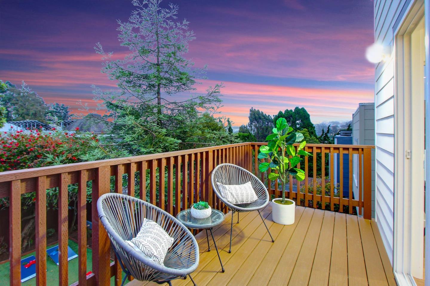 Detail Gallery Image 8 of 57 For 26 Glenview Dr, San Francisco,  CA 94131 - 4 Beds | 3 Baths