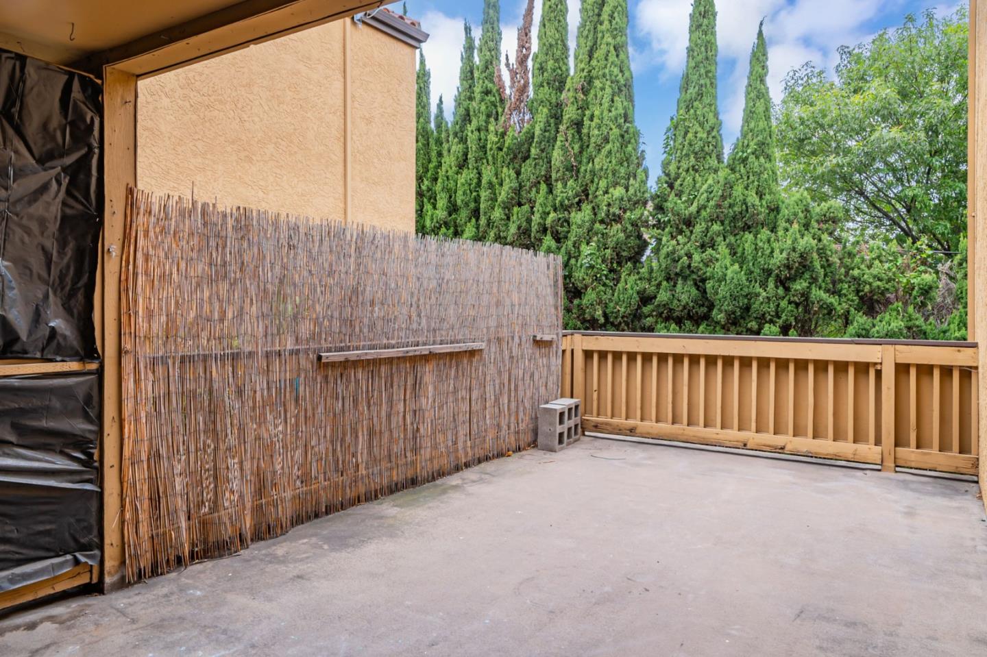 Detail Gallery Image 18 of 24 For 16006 E 14th St #106,  San Leandro,  CA 94578 - 2 Beds | 2 Baths