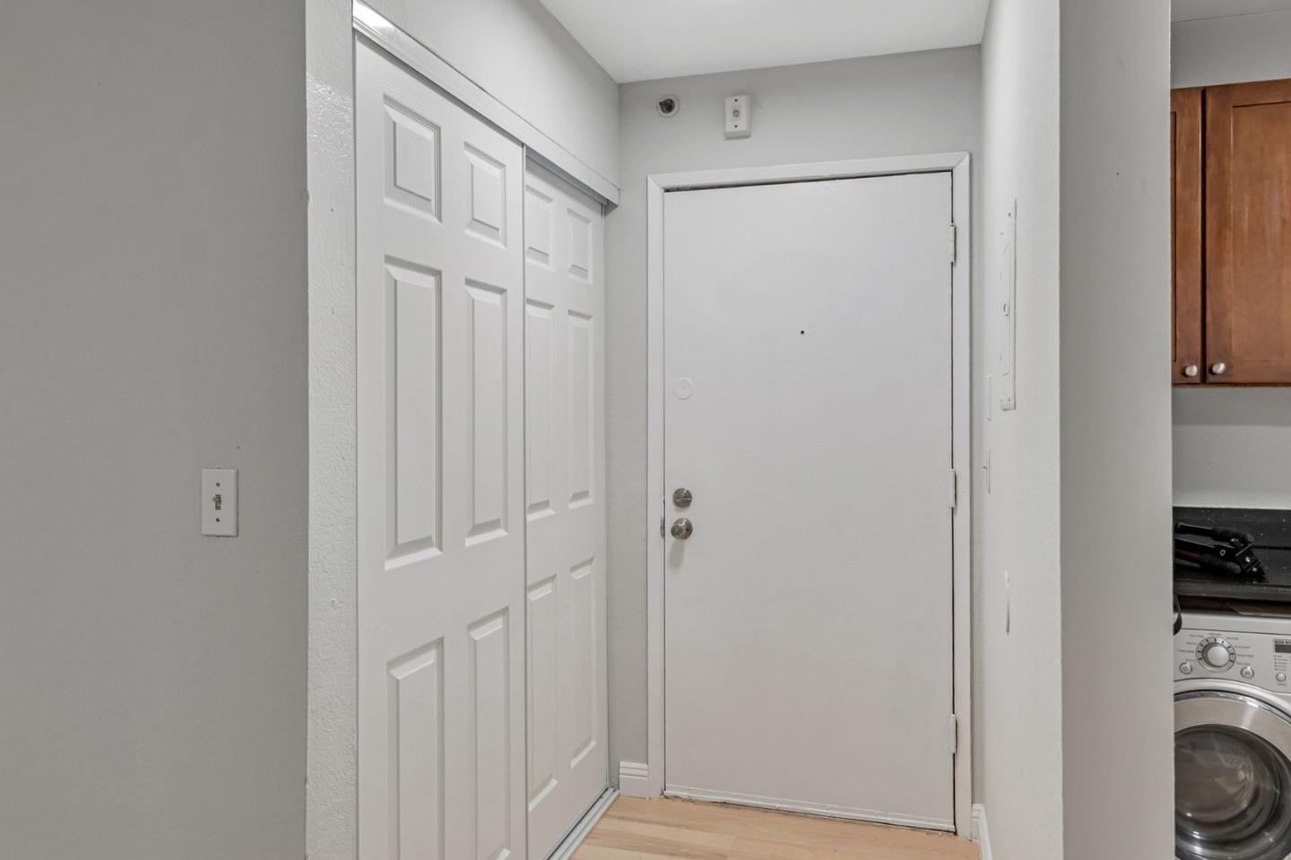 Detail Gallery Image 4 of 24 For 16006 E 14th St #106,  San Leandro,  CA 94578 - 2 Beds | 2 Baths