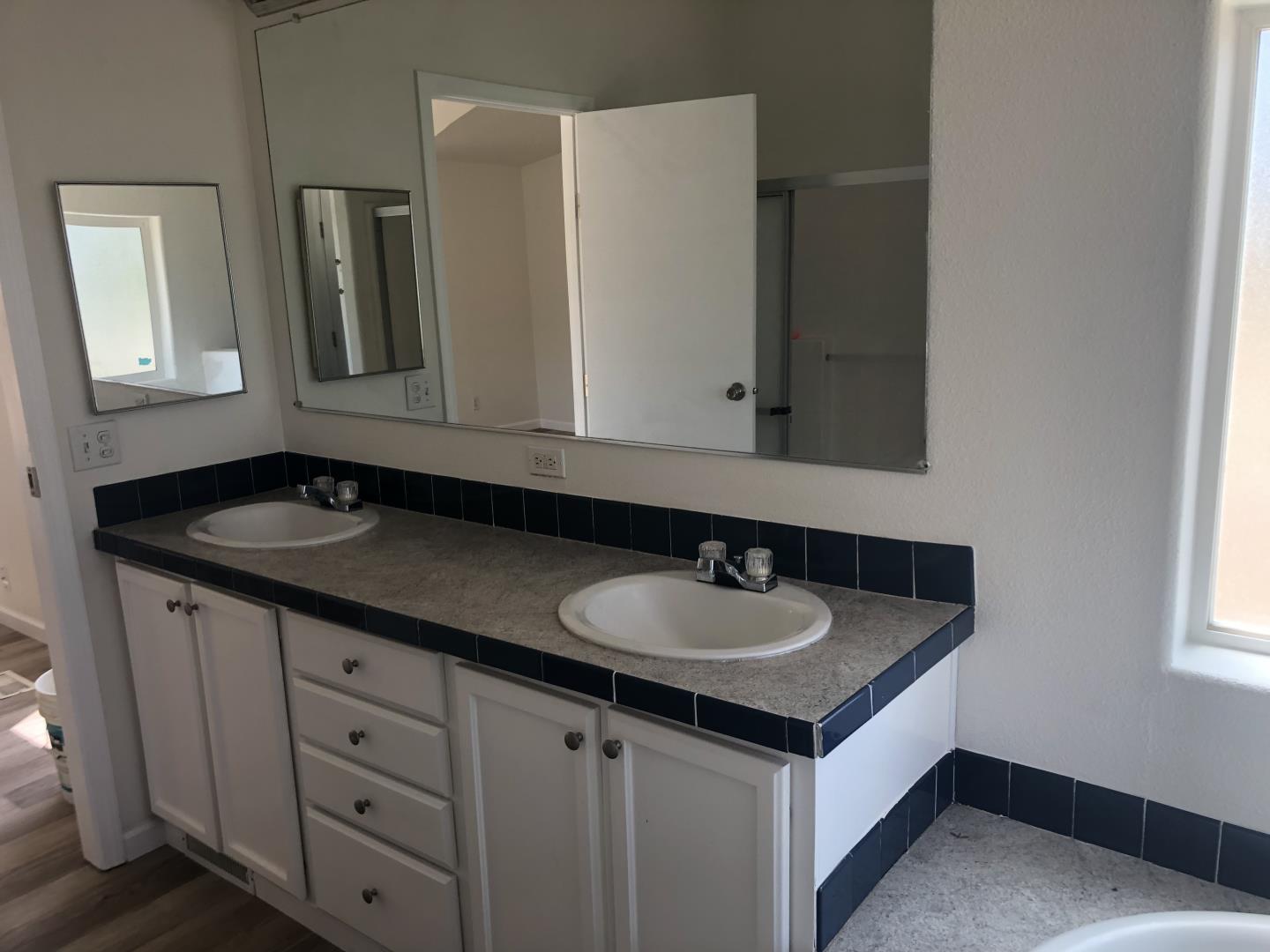Detail Gallery Image 11 of 44 For 8260 Hunters Valley Rd, Mariposa,  CA 95338 - 3 Beds | 2 Baths
